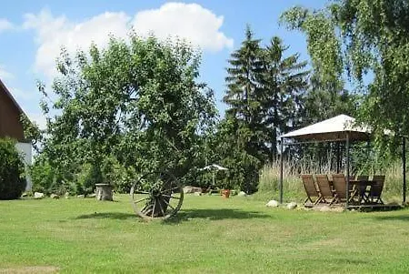 Grosse In Mit Grossem Garten *
